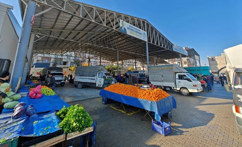 Kapalı Semt Pazarları Esnafın Yüzünü Güldürdü