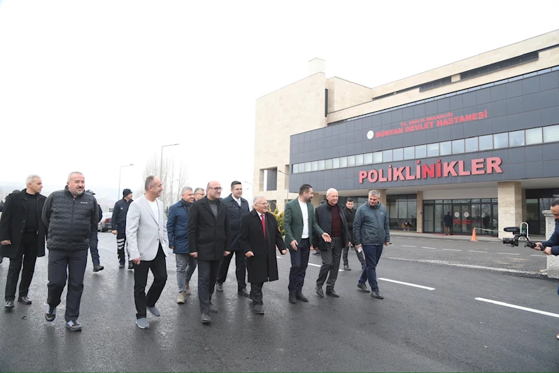 Doktor Başkandan Bünyan Devlet Hastanesi Bölgesine “Otoban” Gibi Yol