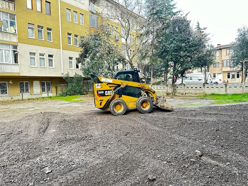 RAHMET CAMİİ CEMAATİ İSTEDİ BAŞKAN HÜRRİYET KISA SÜREDE YAPTI