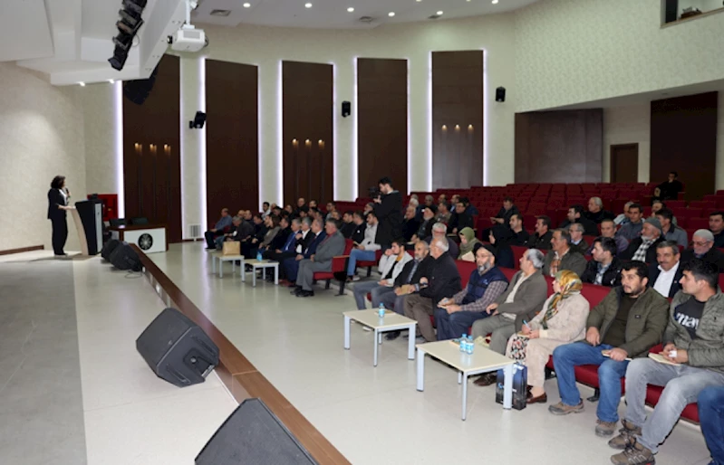 Selçuklu Belediyesi bu yıl da arıcılığa yüzde 50 hibe desteği verecek ARI ÜRETİCİLERİNE UZAKTAN EĞİTİM BİLGİLENDİRME TOPLANTISI DÜZENLENDİ