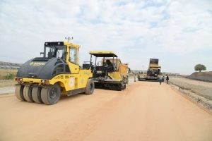 2023’te 1500 kilometre yol asfaltlandı