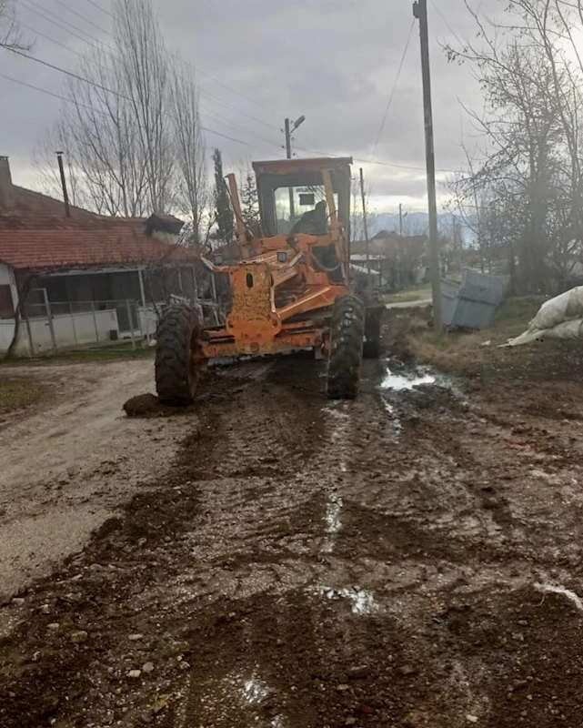 Söz Verdiğimiz Gibi  Elmalı İçin Çalışıyoruz