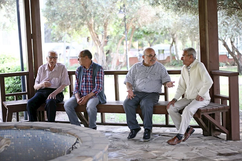 Bakanımız Mahinur Özdemir Göktaş: “Ocak ayına ilişkin toplam 3,2 milyar TL tutarındaki yaşlı aylığı ve engelli aylıklarını hesaplara yatırdık”