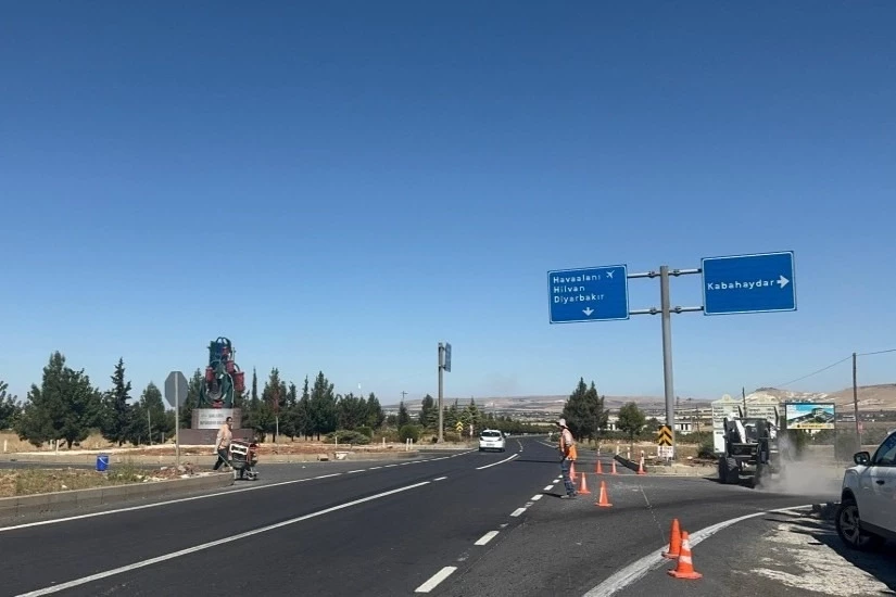 Şanlıurfa-Diyarbakır Yolu Kabahaydar Kavşağına sinyalizasyon sistemi kuruldu