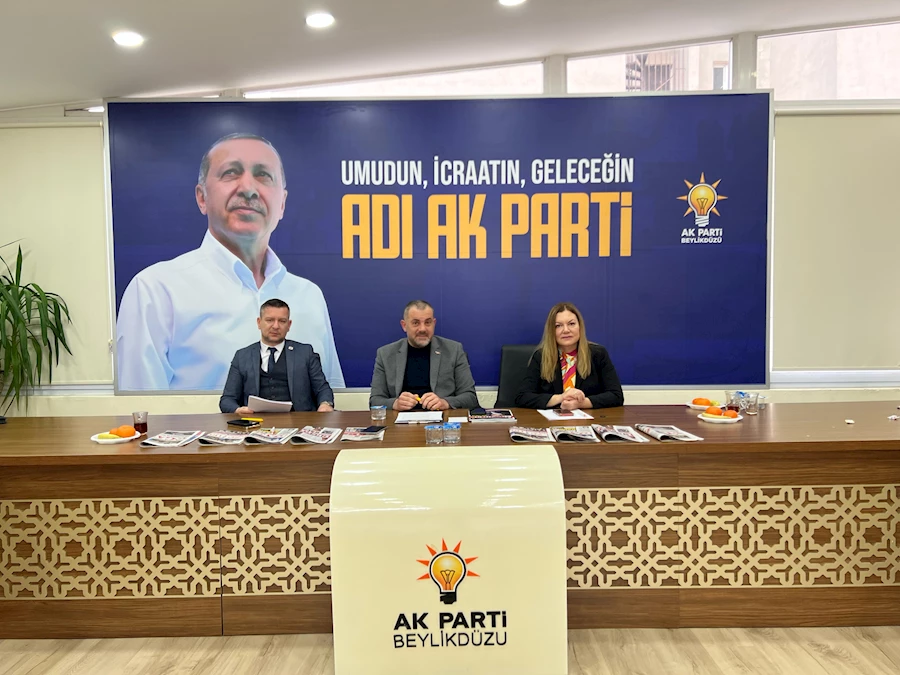 AK Parti Beylikdüzü İlçe Başkanı Ömer Çolak, İBB’nin 6 yıldır halkı kandırdığını belgelerle açıkladı: 'Beylikdüzü-Sefaköy Metrosu yalanlarınız ortada!'