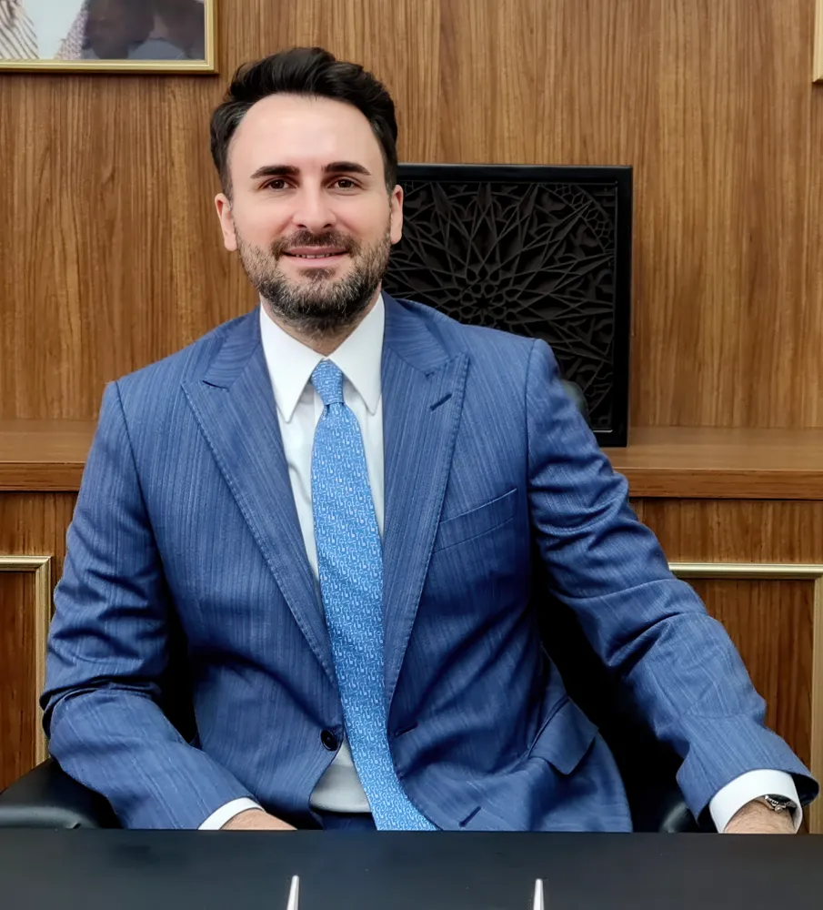 Mustafa Necati Işık Kimdir?