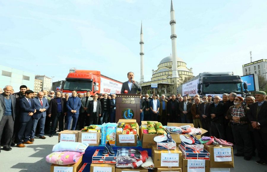 “2 Tır Alkışlarla Uğurlandı”