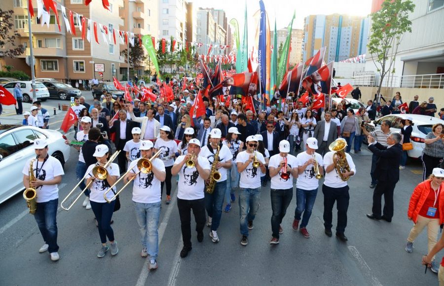 Beylikdüzü’nün aydınlık insanları