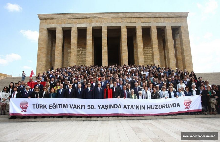 Türk Eğitim Vakfı  50. Yılında Ata’nın Huzurunda