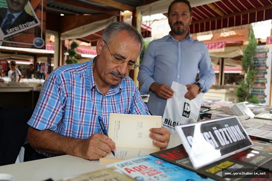 Kitap Günleri’nde Balbay ve Öztürk’e ilgi büyüktü..!