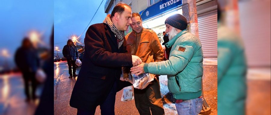 Sabahın İlk Saatlerinde Mehmet Murat Çalık..!