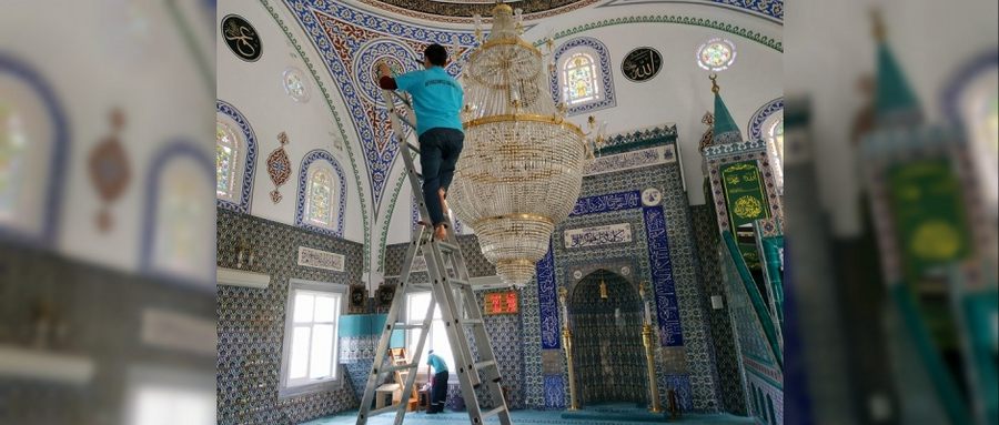 Ramazan Öncesinde Camiler Temizleniyor