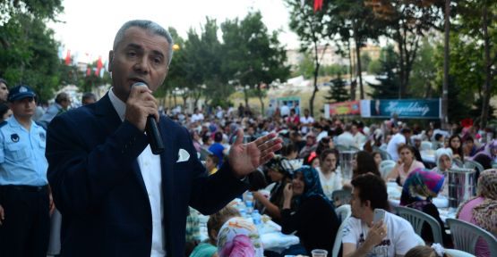 Beylikdüzü’nde sokak iftarları binlerce vatandaşı buluşturuyor