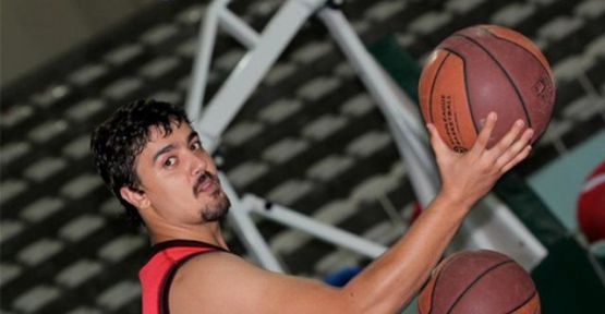 Büyükçekmece Basketbolspor 18 de 18 yaptı