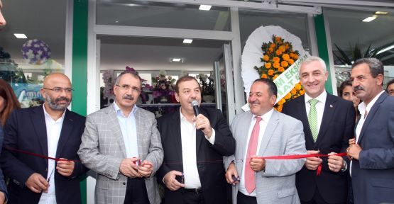 Esenyurt’ta Es Garden İle Çiçekler Açtı