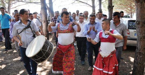 Köçekle Karşılandı