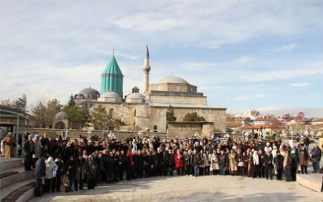 Mevlana Müzesini Ziyaret Ettiler