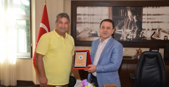 PENTATLON FEDERASYONU’NDAN IŞIKLAR’A PLAKET