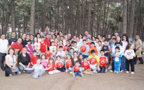 Polis Spor Okulu Pikniğinde Coştular