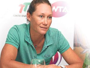 Stosur: Tenis zengin sporu olmamalı