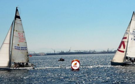 UNO İstanbul Sailing Cup  Rüzgar Gibi Geçti 