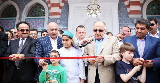 Yeşil Cami İbadete Açıldı